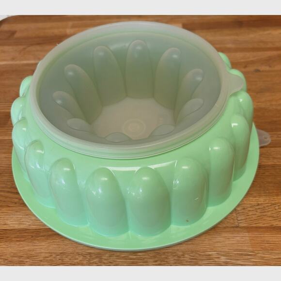 Tupperware Jello Mold 3-Piece MCM gelatin dessert mold retro Vintage clean - Picture 2 of 15
